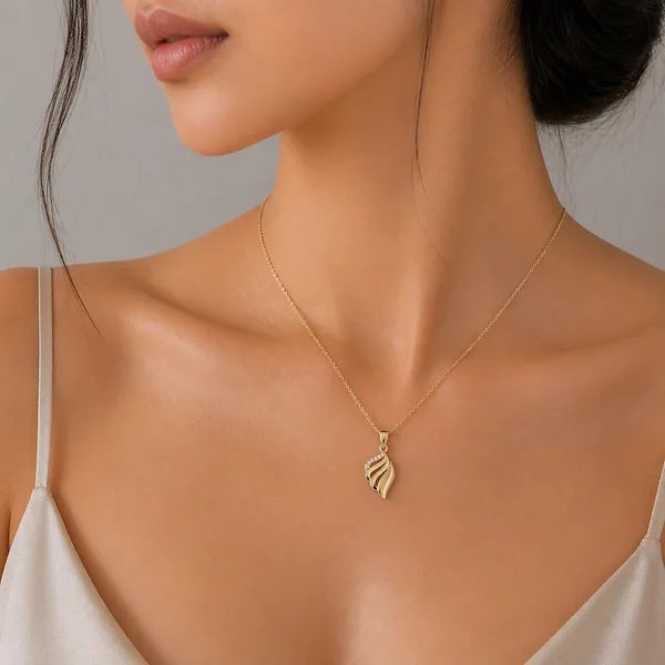Gyra_Golden_Necklace