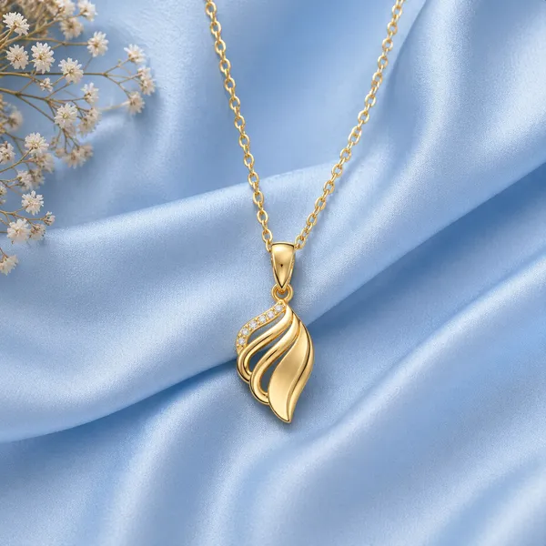 Gyra_Golden_Necklace