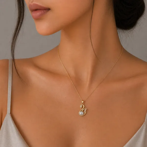 Zyra_Golden_Pearl_Necklace