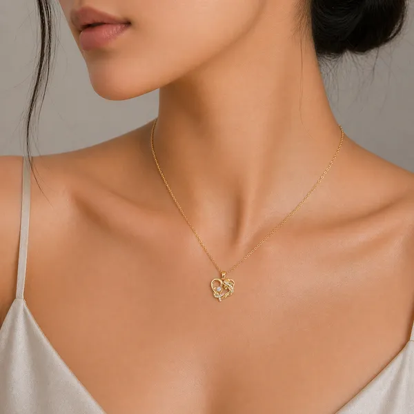 Yuna_Golden_Necklace