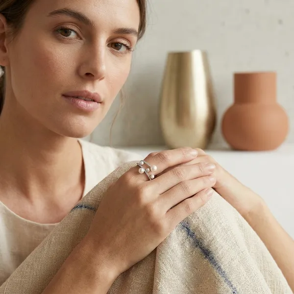 Lily_Adjustable_Pearl_Ring