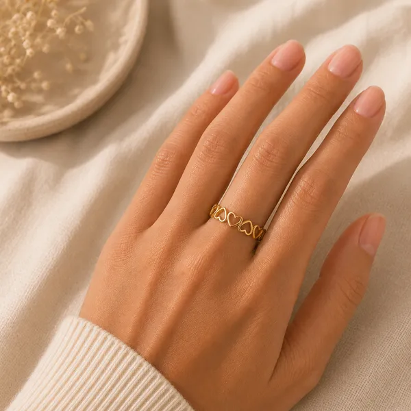 Mora_Golden_Heart_Adjustable_Ring