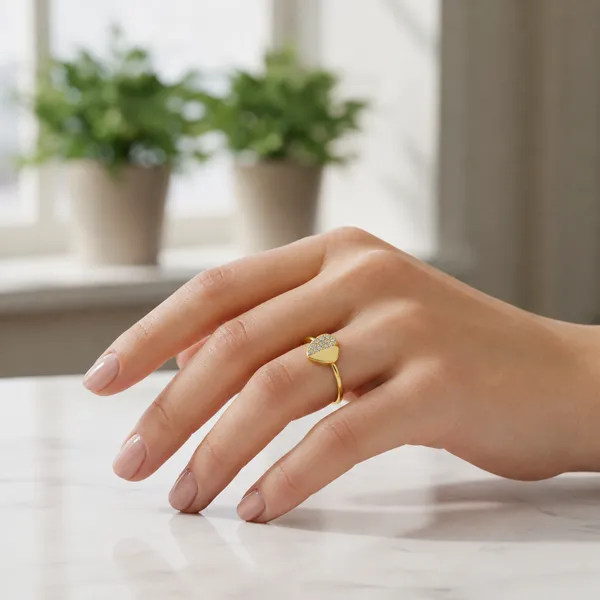 Meya_Golden_Heart_Adjustable_Ring