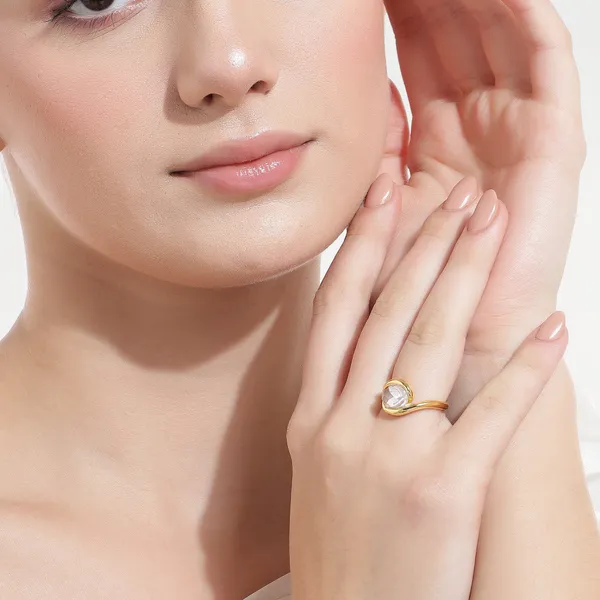 Eira_Golden_Adjustable_Ring