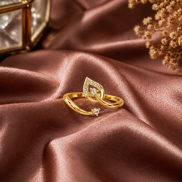 Aysa_Golden_Adjustable_Ring