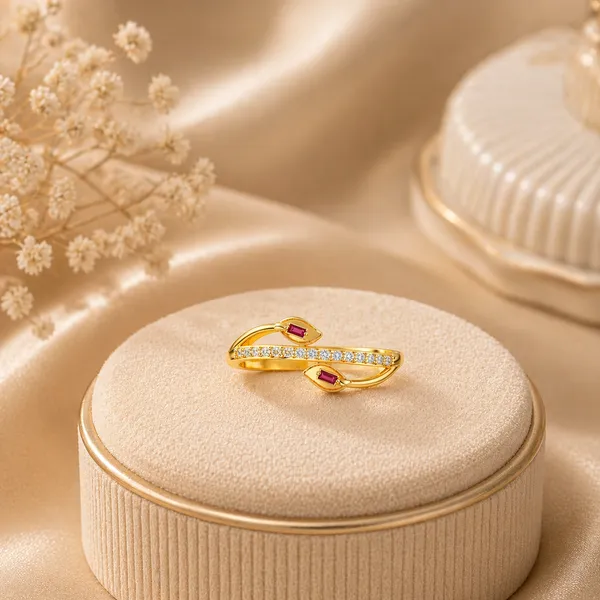 Hyra_Golden_Adjustable_Ring