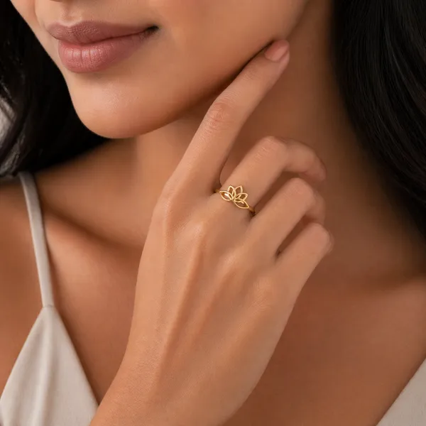 Iyla_Golden_Adjustable_Ring