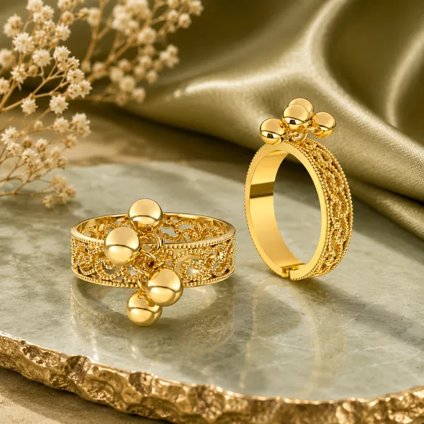Myna_Golden_Toe_Ring