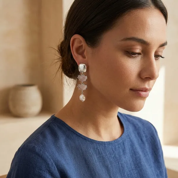 Sia_Silver_Crystal_Pearl_Earrings