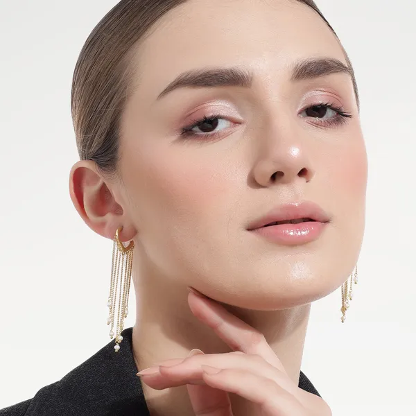 Kira_Golden_Huggies_Pearl_Earrings