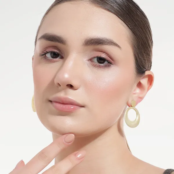 Kira_Golden_Circle_Earrings