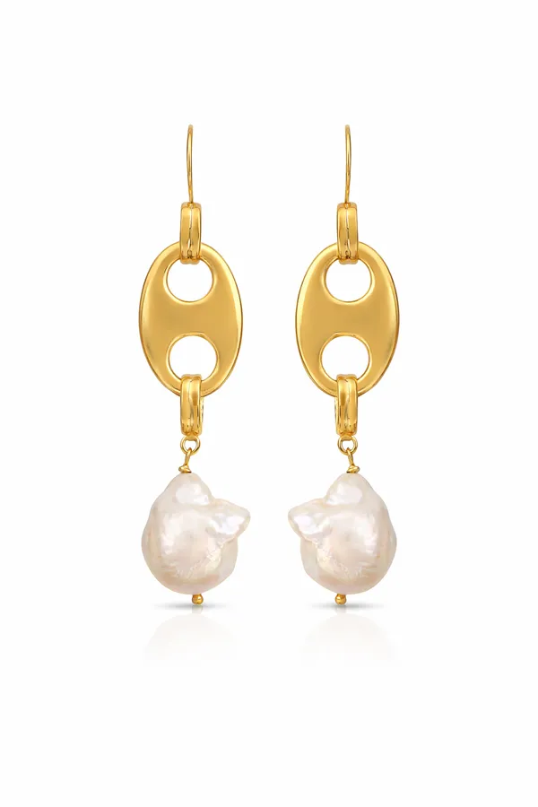 Rina_Golden_Pearl_Earrings