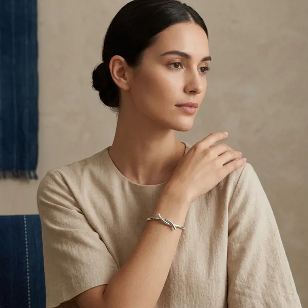 Rosa_Silver_Wire_Cuff_Bracelets