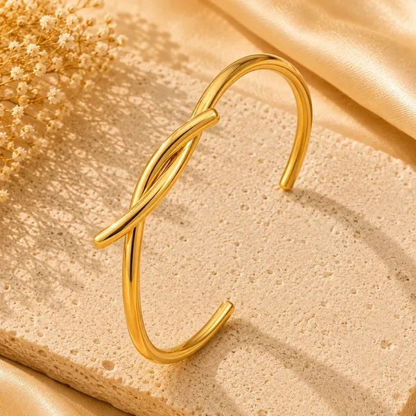 Rosa_Golden_Wire_Cuff_Bracelets