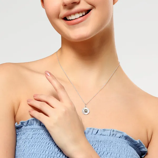 Thea_Silver_Labradorite_Necklace