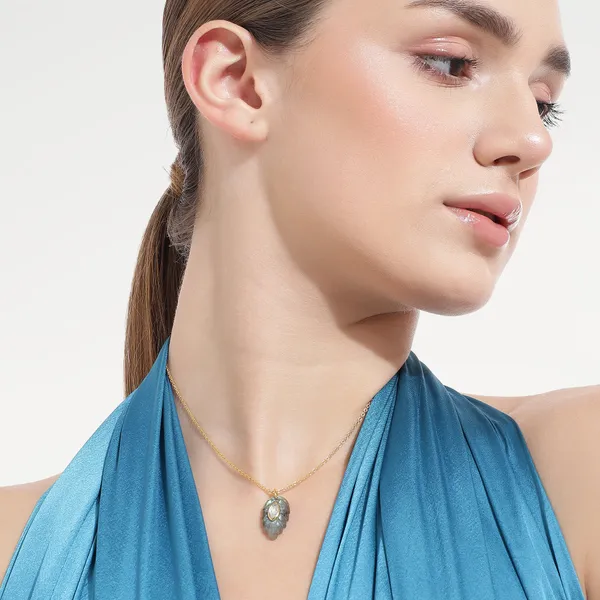 Tia_Golden_Leaf_Necklace