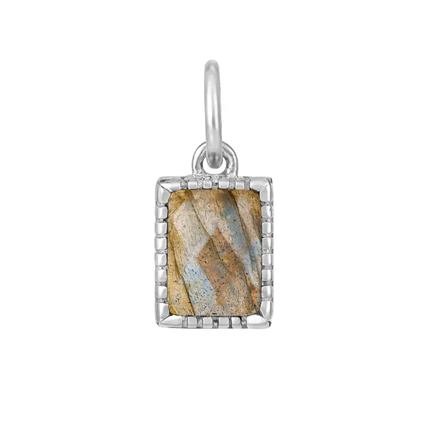 Nora_Silver_Labradorite_Pendant