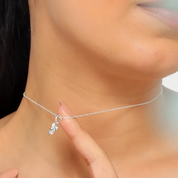 Loi_Silver_Floral_Pendant
