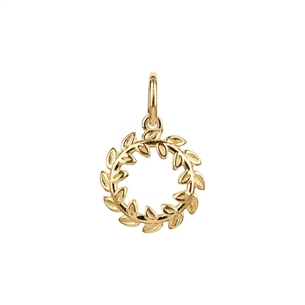 Ava_Golden_Elegant_Pendant