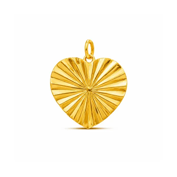 Isha_Golden_Heart_Pendant