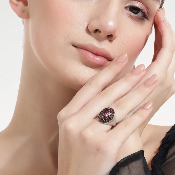 Noa_Golden_And_Red_Adjustable_Ring