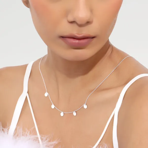 Mia_Silver_Elegant_Necklace