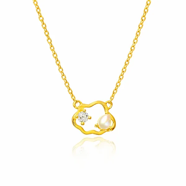 Zoe_Golden_Pearl_Necklace