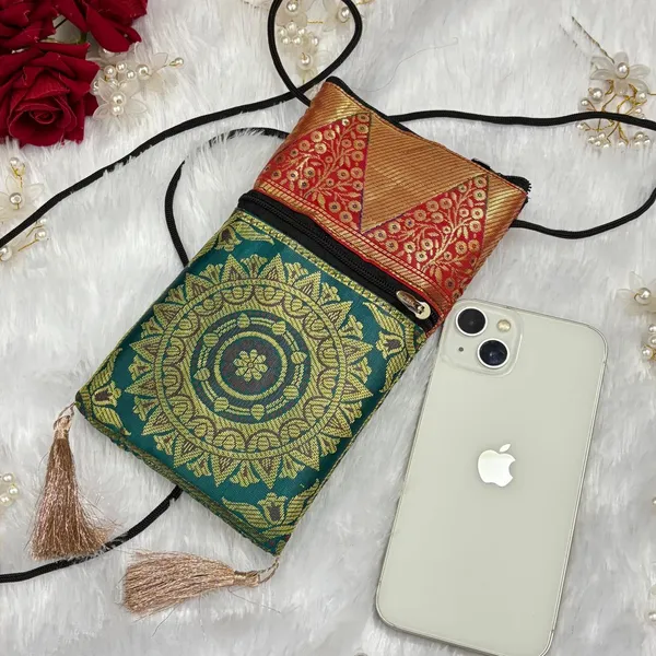 Green_Banarasi_Silk_Brocade_Mobile_Sling_Bag_For_Women