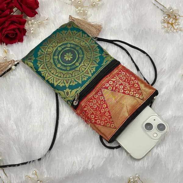 Green_Banarasi_Silk_Brocade_Mobile_Sling_Bag_For_Women
