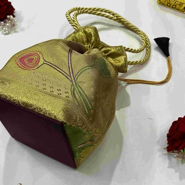 Ethnic_Cream_Colour_Banarasi_Potli_Bags
