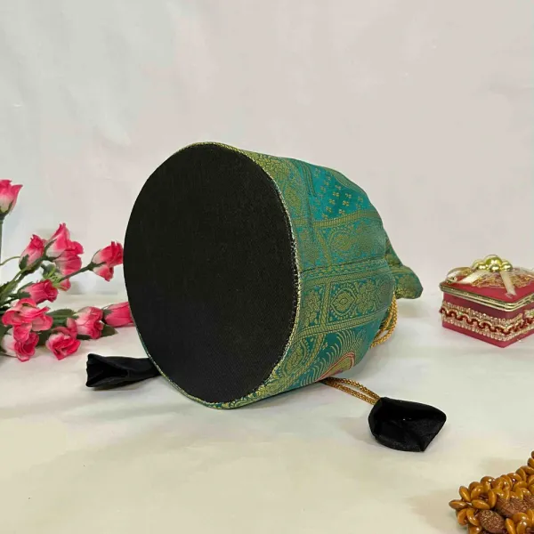 Elegant_Bottle_Green_Green_Colour_Banarasi_Potli_Bag