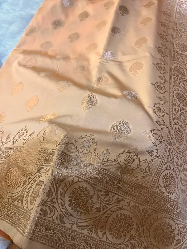 Dusty_Peach_Extremely_Soft_Silk_Banarasi_Saree