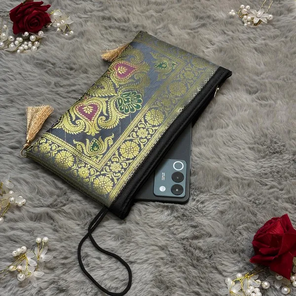 Pack_of_15_-_Handcrafted_Banarasi_Brocade_Pouch_Combo