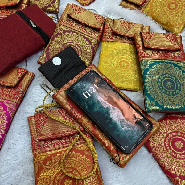 Pack_of_12_-_Handcrafted_Banarasi_Mobile_Flips_With_Hook_And_Sling