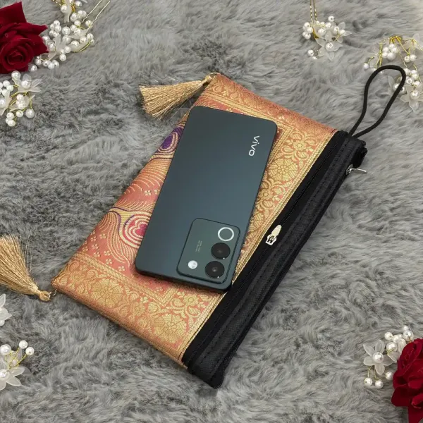 Mauve_Peach_Shade_Handmade_Banarasi_Women_Wallet