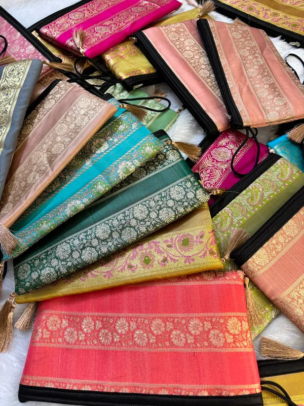 Pack_of_15_–_Banarasi_Brocade_Wallets_1_zipper
