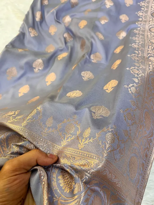 Powder_Blue_Shade_Soft_Silk_Silver_Zari_Weave_Banarasi_Saree
