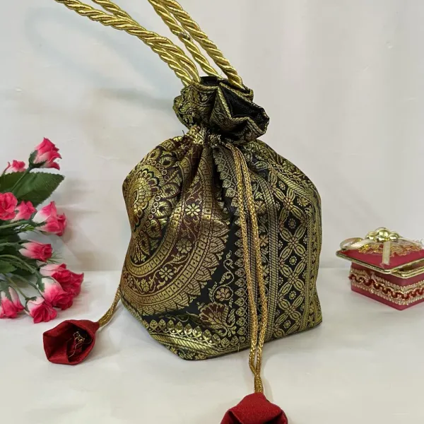 Stunning_Black_Colour_Banarasi_Potli_Bags