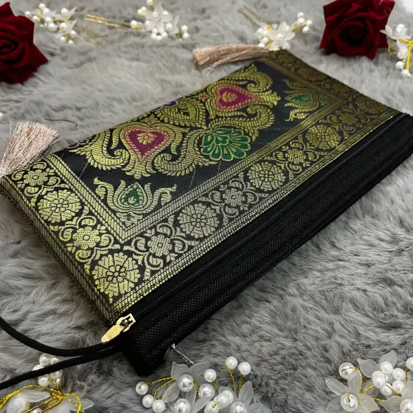 Black_Shade_Handmade_Banarasi_Women_Wallet