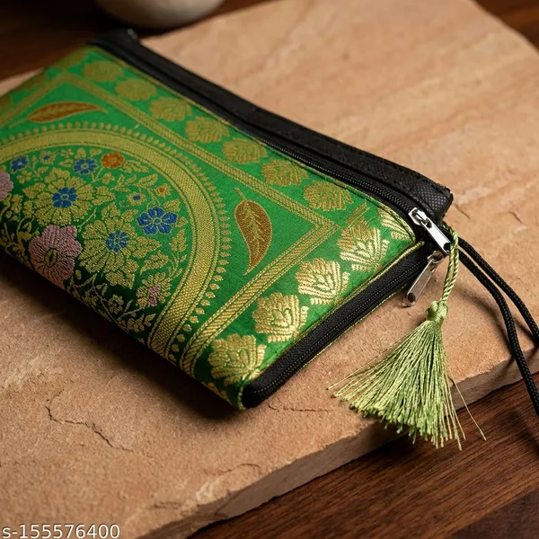 Green_Banarasi_Silk_Brocade_Embroidered_Wallet_For_Women