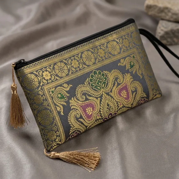 Grey_Banarasi_Silk_Brocade_Clutch_Purse_For_Women