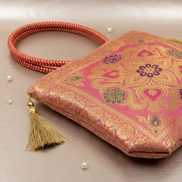 Pretty_Peach_Handcrafted_Brocade_Silk_Banarasi_Tote_Bag