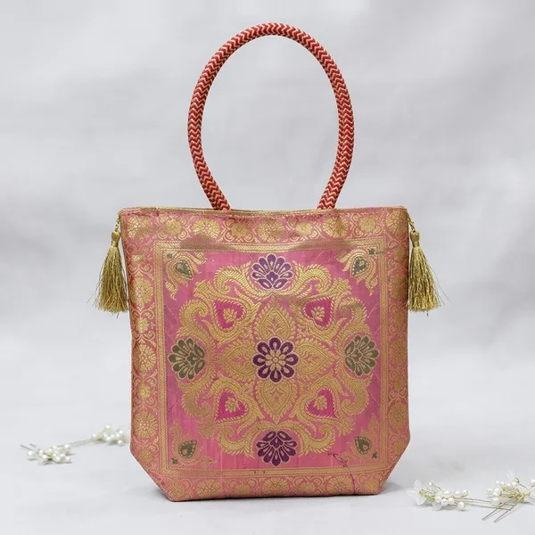 Pretty_Peach_Handcrafted_Brocade_Silk_Banarasi_Tote_Bag
