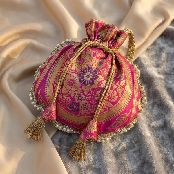 Rani_Pink_Beautiful_Lace_Work_Banarasi_Potli_Bags