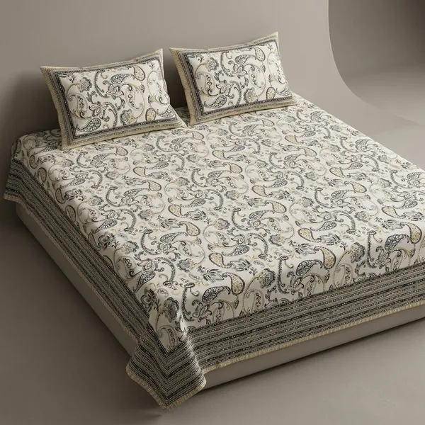 White_Cotton_Paisley_Print_King_Size_Bedsheet_With_Pillow_Covers