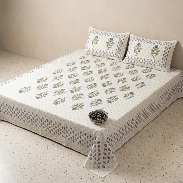 White_&_Blue_Jaipuri_Block_Print_Cotton_King_Size_Bedsheet_With_Pillow_Covers