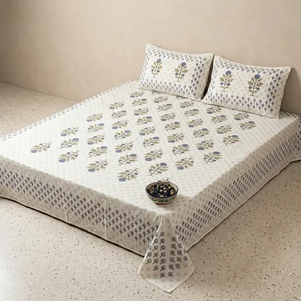 White_&_Blue_Jaipuri_Block_Print_Cotton_King_Size_Bedsheet_With_Pillow_Covers