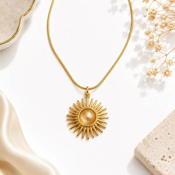 Gold_Stainless_Steel_Premium_And_Elegant_Pendant_Necklace_For_Women