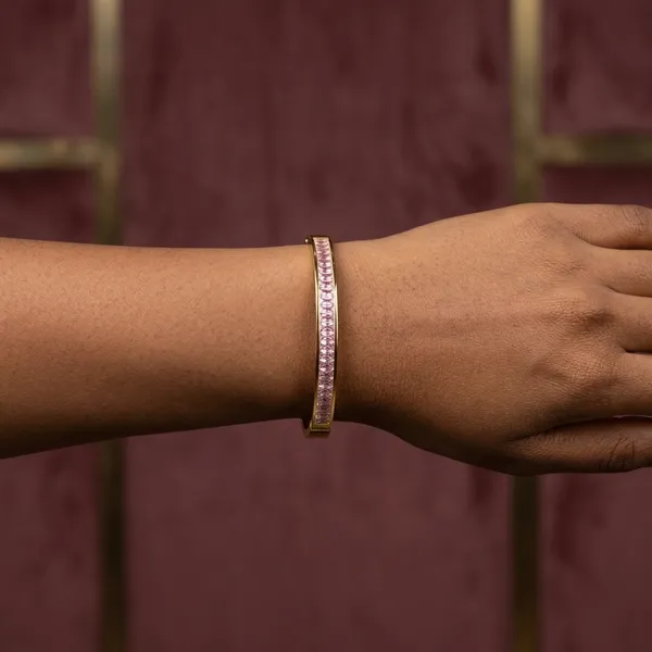 Blush_Royale_Bangle