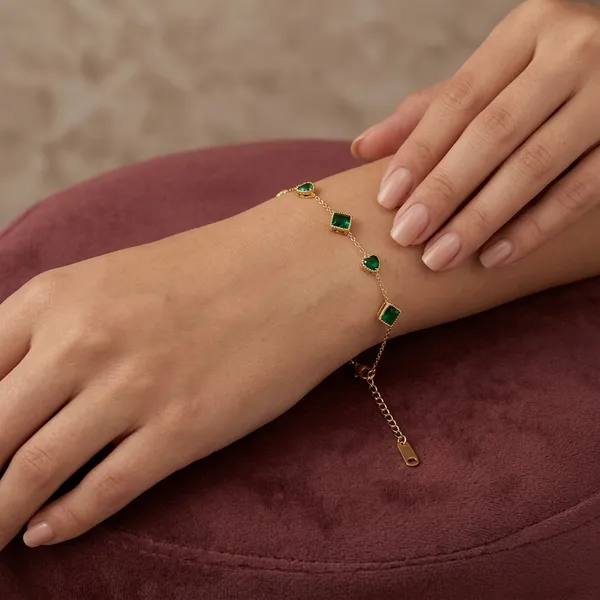 Emerald_Royale_Bracelet